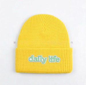 หมวกบีนนี่ผ้าวาฟเฟิลสีพาสเทลขายส่ง พร้อมป้ายปักลาย “Daily Life” หมวกทรงสกัลแคปเนื้อนุ่มสำหรับฤดูหนาว - Product Image 6