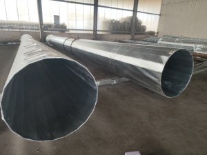 Poteau d'éclairage industriel à mât haut 15m 20m 25m 30m 35m 40m en acier Q355 galvanisé à chaud pour stade de football et arène - Product Image 5