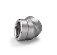Raccord de tuyauterie à douille en acier inoxydable forgé à surface lisse, résistant au vieillissement, à filetage hydraulique, très vendu pour la plomberie