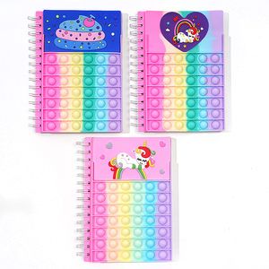 Cuaderno A5 con Espiral de Silicona, Diseño Anti-Ratas, Diseño de Burbujas, Patrón de Dinosaurio, Unicornio y Corazón, Color Personalizado, Diseño Personalizado - Product Image 2