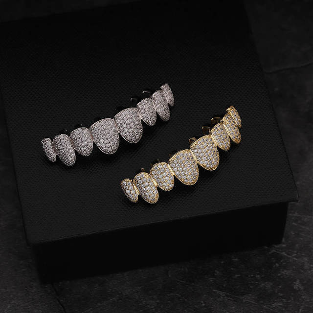Rapper Top Bottom Brass Fashion Hip Hop Jewelry Iced Out 5A Zircon Diamond Old Brass Punk Teeth Grillz