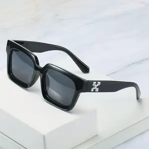 2022时尚复古男女X字母黑色红色太阳眼镜UV400大框方形太阳镜
