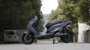 Motocicleta Deportiva de Alta Velocidad China, Scooter de Carreras Clásico para Adultos, 72v 3000w, HB-weifeng de Alto Rendimiento - Product Image 6