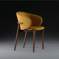 JP Chaises de salle à manger en cuir synthétique à pieds en bois massif de style italien pour hôtels et restaurants