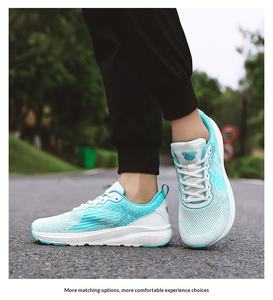Sneakers alla Moda per Piedi Larghi con Lacci, Scarpe da Corsa Casual Leggere e Traspiranti in Mesh, Taglie Grandi per Uomo - Product Image 4