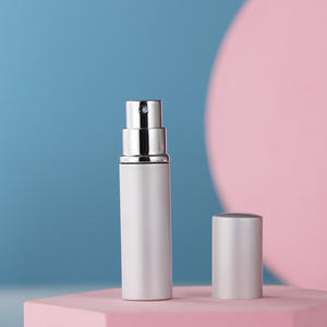 Botellas de perfume de viaje cilíndricas vacías, negras y doradas, de 5 ml y 10 ml, mini atomizador recargable de aluminio - Product Image 5