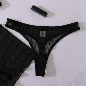 Ensemble de lingerie sexy Yicheng avec haut à bretelles ajustables brillantes et short en maille, vêtements de nuit sensuels et transparents, sous-vêtements pour femmes Pure Desire - Product Image 6