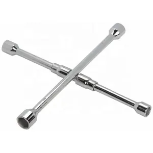 Dobrável Lug Wrench Quatro vias Soquete Chave Ferro Pneu Ferramentas Roda Carro