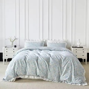 Parure de lit d'hôtel personnalisée 4 pièces en coton : drap plat, housse de couette, drap-housse et taies d'oreiller - Product Image 1