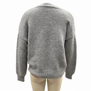 Suéter Cálido Gris 2026, Jersey de Punto Hecho a Mano con Flores de Perlas Bordadas, Cuello Redondo, Ropa de Punto para Mujer, Suéteres Bordados - Product Image 3