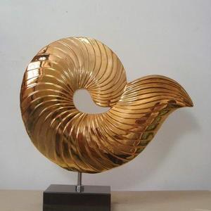 Sculpture de bureau d'intérieur en résine dorée personnalisée, peinte à la main, imperméable, thème astronaute, cadeau d'affaires, figurine - Product Image 3