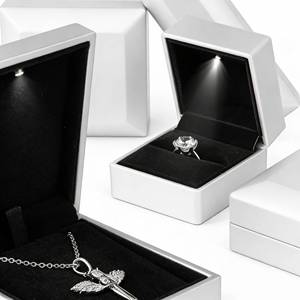 Scatola per Gioielli Personalizzata con Logo e Luce LED, Basso MOQ per Piccole Imprese, per Anelli, Collane e Ciondoli - Product Image 2