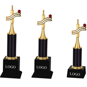 Trophée sportif en métal durable, fabriqué avec précision, idéal pour les récompenses d'entreprise, les tournois sportifs et les cérémonies de reconnaissance. - Product Image 1