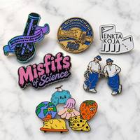 Épinglette en émail dur cloisonné, badge métallique personnalisé, épinglette de récompense plaquée or pour cadeau d'entreprise, conception gratuite, vente en gros, faible MOQ