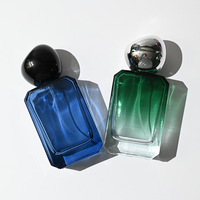 Vente en gros de flacons de parfum rectangulaires biseautés personnalisés de 50 ml avec bouchon en forme de galet irrégulier, logo personnalisé OEM disponible