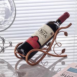 Porte-bouteilles en fer rétro de luxe pour exposition, capacité inférieure à 10 bouteilles, support de rangement pour bouteilles en métal - Product Image 2