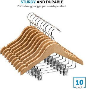 Vente en gros, prix bas, échantillon gratuit, cintres en bois pour vêtements d'enfants avec crochet chromé et design multifonctionnel - Product Image 2