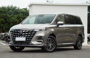 SAIC ROEWE IMAX8 1.5T DMH Konfor Paketi Sunroof 7 Koltuklu MPV Otomatik Klima LED Farlar Uzun Pil Ömrü - Product Image 2