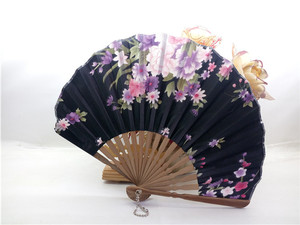 Custom Printed Eco-Friendly Vintage Wooden Folding Fans for Weddings Birthdays Promotional Party Supplies Handheld Foldable Fans - Product Image 6