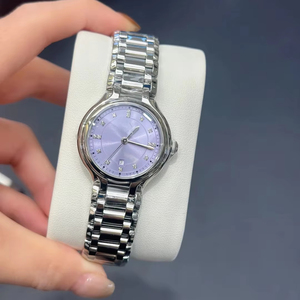 Élégant et classique, index des heures sertis de diamants, mouvement à quartz précis en acier inoxydable, affichage de la date, cadran multicolore - Product Image 3