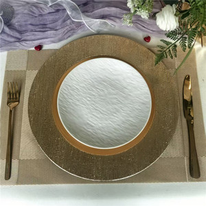 <span class=keywords><strong>Assiette</strong></span> de présentation décorative de 13 pouces avec bordure dorée et argentée, réutilisable en PP, pour restaurant, hôtel, mariage, fête - Product Image 2