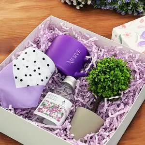 Coffret cadeau personnel Purple Energy dans un coffret cadeau élégant - Product Image 1