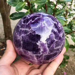Commercio all'ingrosso regali artigianali naturale viola striscia sogno sfera ametista Meditaton minerale curativo cristallo lucido sfera per Fengshui - Product Image 2
