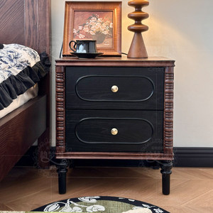 Mesa de Noche de Madera Maciza Estilo Vintage, Color Nogal, Mueble de Almacenamiento para Dormitorio - Product Image 1
