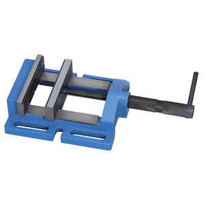 Tornillo de Banco Fervi de 6 Pulgadas, Resistente, de Metal, con Mordazas Ajustables para Uso en Taller - Product Image 1