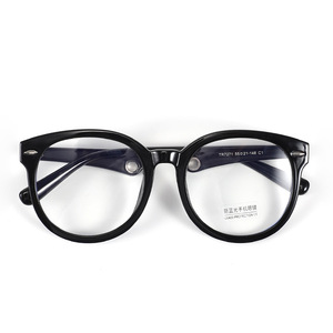 กรอบแว่นตา M1-7271 ทรงสี่เหลี่ยม TR90 ป้องกันแสงสีฟ้า กรอบเต็ม Unisex เลนส์ AC ผลิตที่ไถโจว ตกแต่งด้วยหมุด - Product Image 4