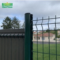 Clôture en fil métallique incurvé 3D décorative pour l'extérieur, cadre rond en fer avec finition galvanisée à chaud pour les portails de jardin, les murs de maison