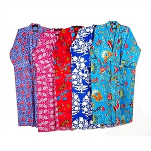 Bata de algodón 100% para mujer, estampada con flores, manga corta, cuello en V, largo completo, informal, para verano, ropa de dormir, albornoz - Product Image 1