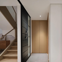 Porte-manteau mural moderne en bois de hêtre massif avec clés de piano, gain de place, crochets pour vêtements pour couloir et chambre à coucher