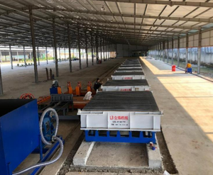 Machine à panneaux muraux en béton préfabriqué automatique à <span class=keywords><strong>prix</strong></span> d'usine avec boîte de vitesses, ligne de production légère - Product Image 4