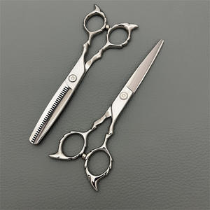 Tijeras de Peluquería CNC de 6 Pulgadas VG10, Tijeras de Entresacar para Diestros, Uso en Salón de Belleza, Calidad de Exportación - Product Image 2
