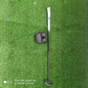 <span class=keywords><strong>Putter</strong></span> de <span class=keywords><strong>golf</strong></span> équilibré à technologie Zero Torque, avec vis de réglage du poids de la tête et housse de protection - Product Image 6