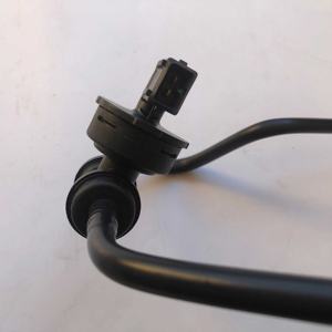 Aplicable a <span class=keywords><strong>Range</strong></span> <span class=keywords><strong>Rover</strong></span> Aurora, Manguera de Salida del Enfriador de Aceite de Transmisión Find God Line Auto Parts Enclave LR061030 - Product Image 4