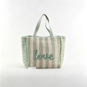 Sac fourre-tout tissé rayé personnalisé, sac fourre-tout en tricot style bohème, sac à main en tricot multicolore aux tons terreux, sac fourre-tout tissé avec broderie « Love » - Product Image 5