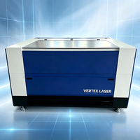 Découpeuse laser hybride 1390 avec refroidisseur d'eau 5200 intégré, axe Z électrique, surface de travail 1300*900mm, double source lumineuse