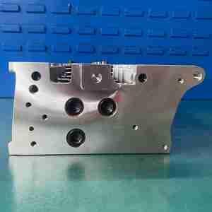 908556 908656 1.3L Y13DT Z13DT Moteur Diesel Z13DT Moteur Culasse pour <span class=keywords><strong>Opel</strong></span> Agila a <span class=keywords><strong>Corsa</strong></span> C - Product Image 5