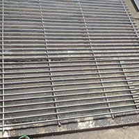 Système de drainage en caillebotis en acier galvanisé à chaud et en acier inoxydable, résistant à la corrosion et à l'eau, pour passerelles et escaliers