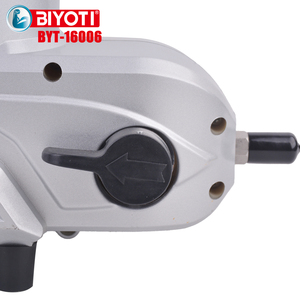 BIYOTI pulvérisateur électrique sans air à haute pression de qualité <span class=keywords><strong>professionnelle</strong></span> machine de pulvérisation de <span class=keywords><strong>peinture</strong></span> murale à mastic mural automatique - Product Image 4