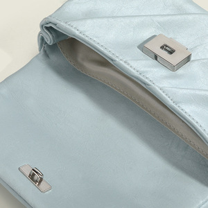 Women's 2025 Spring New Casual Geometric Pattern Handbag <b>Sweet</b> and Cute Chain <b>Small</b> Square <b>Bag</b> Shoulder/Crossbody <b>Bag</b> - Product Image 2