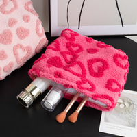 Trousse de Toilette de Voyage en Peluche au Design Adorable, Porte-Monnaie Organisateur avec Fermeture Éclair, Grande Trousse à Maquillage Portable en Feutre Non Tissé en Forme de Cœur