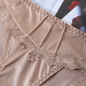 أحدث موديلات 2025 من الملابس الداخلية النسائية المصنوعة من الدانتيل، سراويل داخلية سادة اللون للفتيات الشابات، سريعة الجفاف، مريحة للاستخدام اليومي - Product Image 6