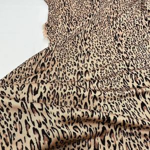 Của phụ nữ Leopard in Viscose Jersey ăn mặc áo sơ mi áo cánh cho hàng may mặc sử dụng vải dệt kim - Product Image 4