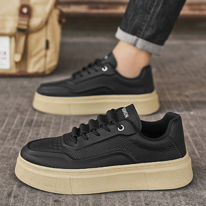 Nuevos Zapatos Blancos de Cuero para Hombre, Transpirables, con Suela Gruesa, Modernos, Versátiles, Casuales, para Uso Diario - Product Image 1