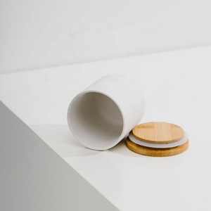 YBH nordique décor à la maison bougie pot de luxe vide cylindre en céramique bougeoir 12 oz pot avec couvercles en bois pour la fabrication de bougies - Product Image 5