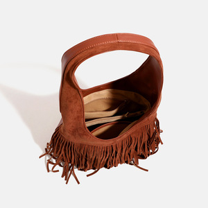 Sac bandoulière marron imperméable grande capacité pour femme, idéal pour le quotidien, les voyages et les trajets, avec fermeture éclair, amovible, vente en gros - Product Image 4