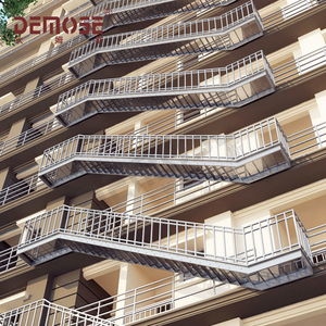 Acabado pulido Galvanizado <span class=keywords><strong>Escaleras</strong></span> <span class=keywords><strong>de</strong></span> metal <span class=keywords><strong>para</strong></span> exteriores Fácil instalación Acero inoxidable <span class=keywords><strong>Madera</strong></span> Vidrio <span class=keywords><strong>Hierro</strong></span> <span class=keywords><strong>para</strong></span> uso <span class=keywords><strong>exterior</strong></span> <span class=keywords><strong>para</strong></span> villas - Product Image 1